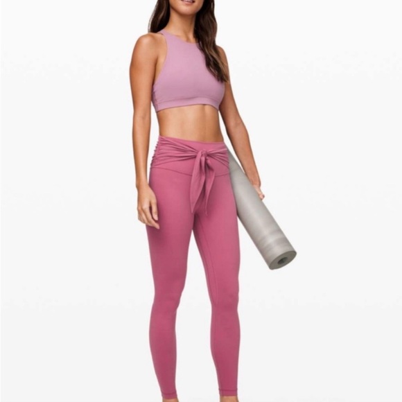 Lululemon Leggings Align Pant 28" *Wrap
Waist Size 2 mauve pink - Picture 11 of 11